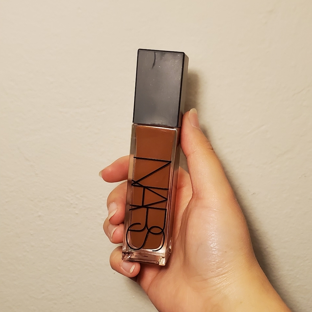 NARS IGUACU Natural Radiant Foundation